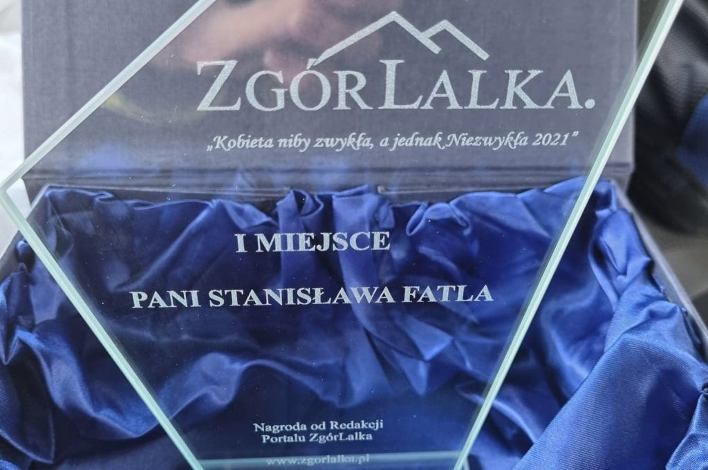 Nagroda ufundowana przez wydawnictwo www.zgorlalka.pl